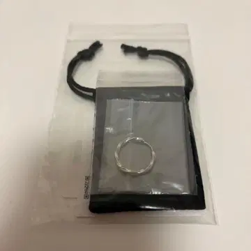 LIONHEART 라이온 하트 귀걸이 한쪽