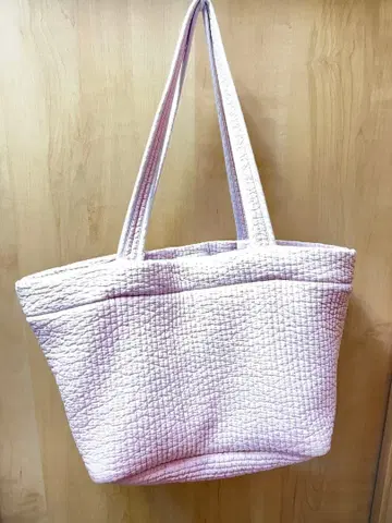 비오는날 정원 플라밍고