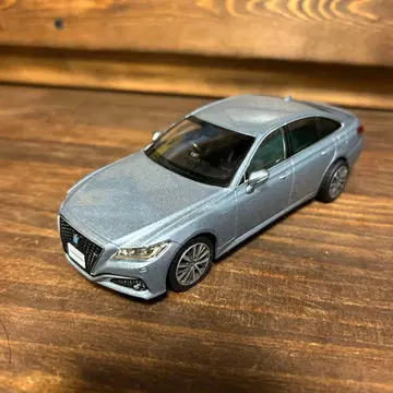 도요타 크라운 컬러 샘플