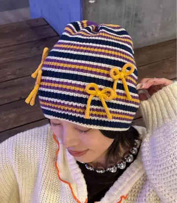 HELLO.SANFRANCISCO 리본 부착 멀티 보더 비니 모자