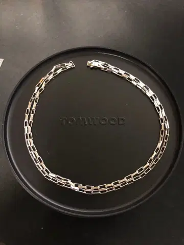 Tom Wood / Billie Chain 20.5inc
