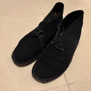 클락스 데저트 부츠 블랙