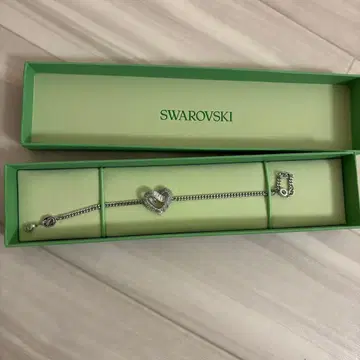 Swarovski 하트형 크리스탈 팔찌