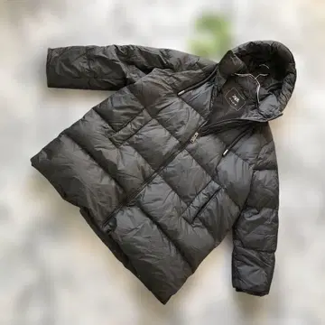 ZARA [ S ] 인기 블랙 박스 실루엣 후드 다운 자켓