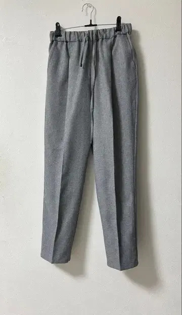 새상품 택 포함 애로우즈 구매 그레이 슬림 레그 팬츠