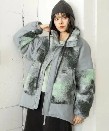 스포티 스탠드 보아 자켓