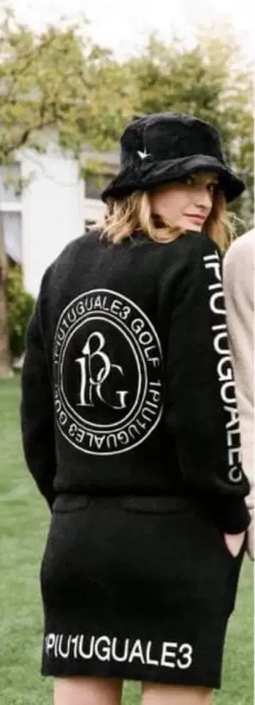 1PIU1UGUALE3 블랙 긴팔 스니드 여성용 골프