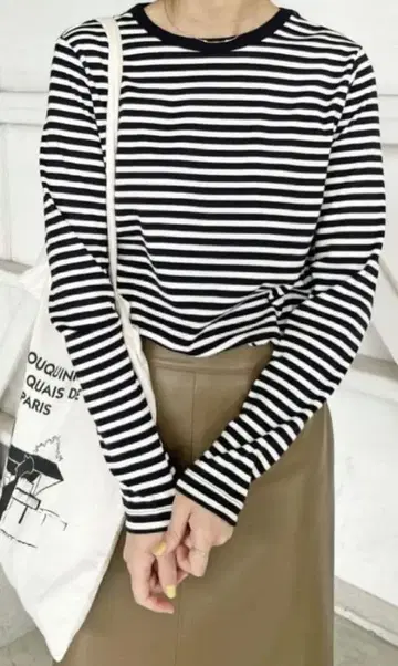 [ 미사용 새상품 ] Spick and Span 코튼 플라이스 보더 니트