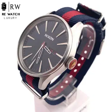 7-3344 NIXON 10F 손목시계 블랙/네이비/레드