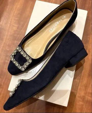 네이비 비쥬 버클 펌프스 22.5cm quaranciel