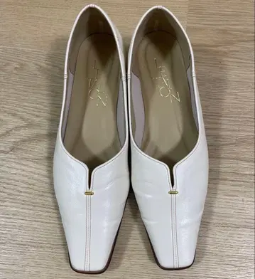 [새상품급] 루탈론 LE TALON 스퀘어토 가죽 펌프스 청키 24cm