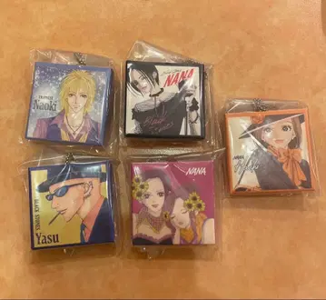 NANA 가챠가챠 CD풍 아크릴 참