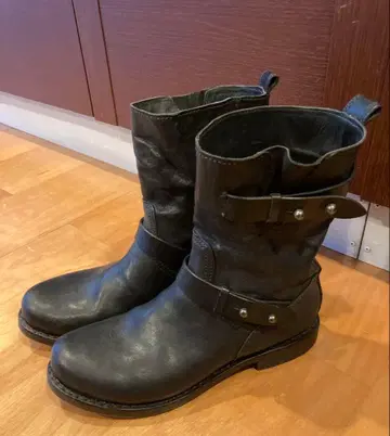 러그앤본 엔지니어 부츠 블랙 사이즈 37