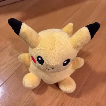 피카츄 봉제 인형
