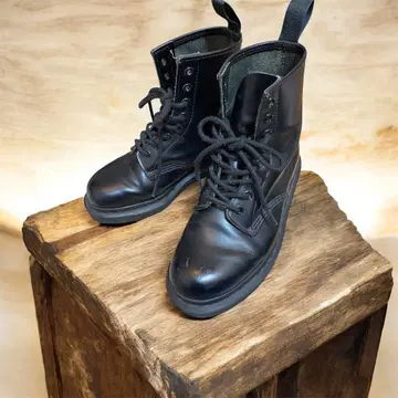 [ 새상품급 ] Dr.Martens UK5