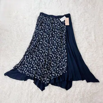 택 포함 새상품 로즈 티아라 플리츠 롱 스커트 미니 꽃무늬 42