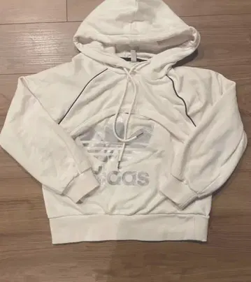 adidas 후드 부착 크롭 후드티 화이트