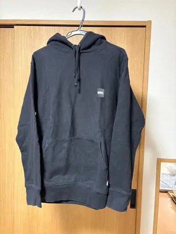 FFC 후드티