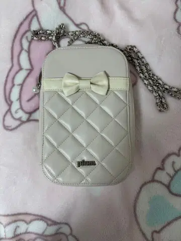 pium 스마트폰 숄더