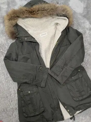 laboratory work 모즈 코트 카키색