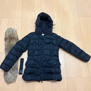 MONCLER 블랙 다운 자켓