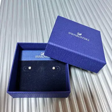 Swarovski 정품 스터드 귀걸이 라운드 컷