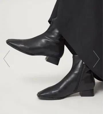 블랙 가죽 스틸레토 숏부츠