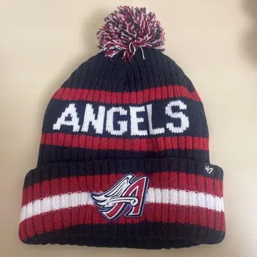ANGELS 폼폼 포함 니트 모자