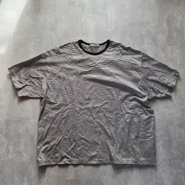 STANDARD JOURNAL MICRO BORDER TSHIRT