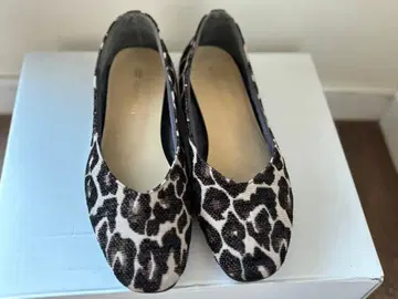 RODE SKO V컷 플랫슈즈 새상품급 38