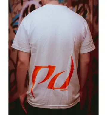 PALEDUSK 화이트 T셔츠