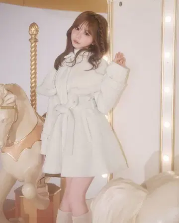 미셸 마카롱 퍼 케이프 플레어 코트 michellMacaron