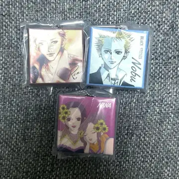 NANA CD풍 아크릴 참 캡슐 토이 나나&하치 렌 노부 3종