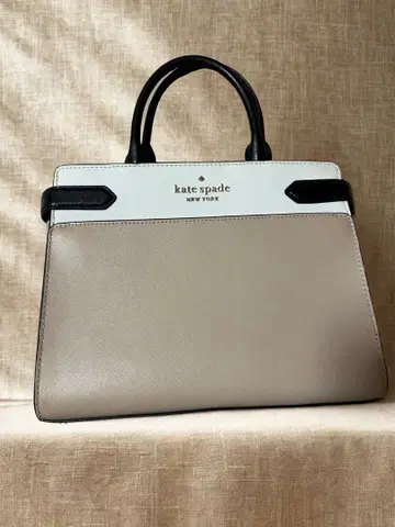 케이트 스페이드 핸드백 베이지/화이트/블랙