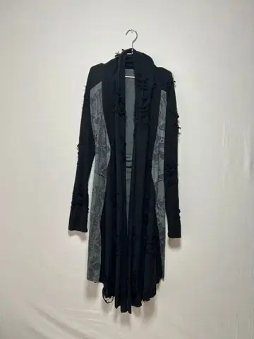 데미지 드레이프 가디건