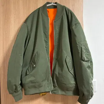 리버서블 봄버 자켓 올리브 그린/오렌지