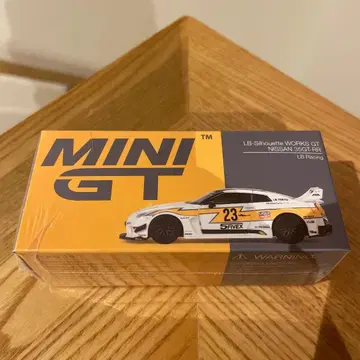 MINI GT LB-Silhouette WORKS GT 35GT-RR