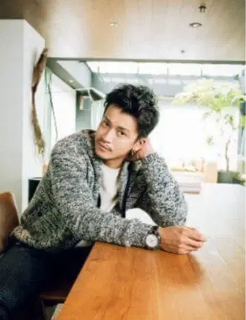 오구리 슌 착용 SOPHNET. 케이블 짜임 숄카라 가디건