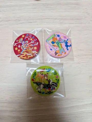 [ 익명 배송 ] 디즈니 자수 캔뱃지 2개 묶음 판매