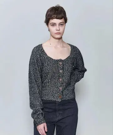 roku 6 믹스 스퀘어넥 가디건