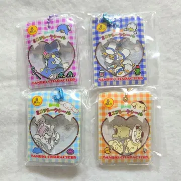 산리오 바스락 프레이크 씰풍 참 4개 세트