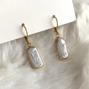 [ 미사용 ] 스퀘어 담수 펄 귀걸이 골드 후프 써지컬 스테인리스