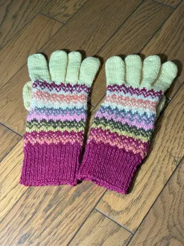 손염색 초목염 털실 손뜨개질 장갑 (크림색 바탕)