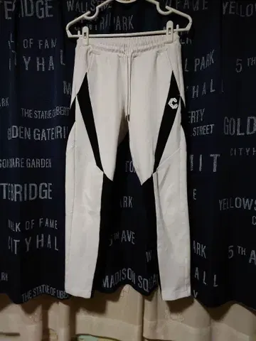 CRONOS 조거 팬츠 화이트 블랙