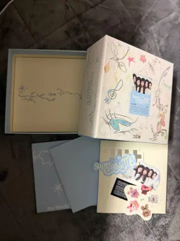 ILLIT Super Real Me 앨범 Super me