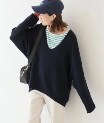 슬로브 이에나 니트 풀오버 네이비