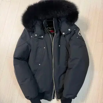 무스 너클스 블랙 다운 재킷 S