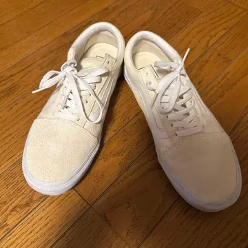 [Vans] 스웨이드 화이트 로우컷 27.5cm