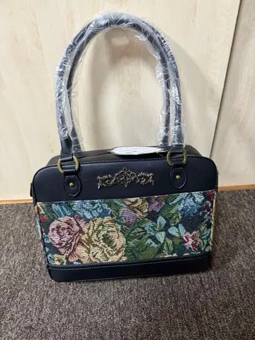 시마무라 x 쿠루미짱 콜라보 노엘 드 메모와르 블랙 백