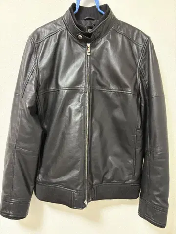 AKM 블랙 레더 재킷